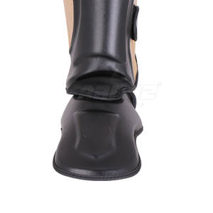 สนับแข้งเสริมความแข็งแรงและรองรับอย่างมั่นคง พร้อมการปรับขนาดที่สามารถปรับได้และแผ่นรองที่เรียบเนียน - Product Image 6