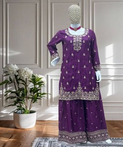 NOUVEAU ARRIVÉ CHINON SOIE BRODERIE SÉQUENCE TRAVAIL TOP PALAZZO AVEC DUPATTA MARIAGE VÊTEMENT ETHNIQUE À PRIX DE GROS - Product Image 3