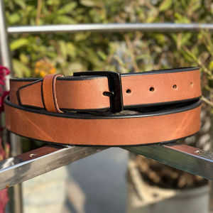 Ceinture en cuir avec boucle en fer artisanale de qualité supérieure pour hommes, conçue pour les occasions formelles et le bureau, avec un savoir-faire supérieur - Product Image 1
