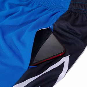 Article frais uniforme de basket-ball léger à séchage rapide nom de l'équipe personnalisé ensemble d'uniformes de basket-ball imprimés - Product Image 5