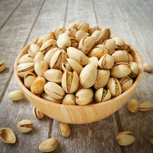 Noix de pistache séchées biologiques de qualité supérieure au goût de noix, riches en nutriments essentiels pour les commandes en gros - Product Image 1