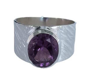 Bague fine pour femme en argent 925 faite à la main avec pierre précieuse taille ovale améthyste pour mariage ou usage quotidien Source directe - Product Image 1