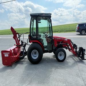 Compre Tractor Massey Ferguson 1526 de calidad premium Entrega rápida disponible Tractor eficiente para trabajo pesado Ofertas al por mayor - Product Image 1