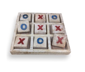Jeu de Tic Tac Toe en bois au style classique, parfait pour les salons, les chambres à coucher, les bureaux et les salles de dessin - Product Image 1