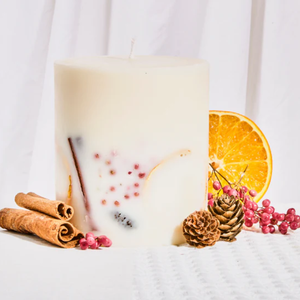 Venta al por mayor superventas velas perfumadas de Navidad hecho a mano regalo de Navidad vela buen precio de Vietnam - Product Image 1