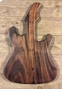 Nueva tabla de cortar de madera ACACIA de lujo, resina epoxi azul con acabado único de ola oceánica, estándar superior para uso doméstico - Product Image 5