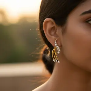 Boucles d'oreilles élégantes en plaqué or avec diamants, cadeau idéal pour une collection de bijoux raffinée - Product Image 3