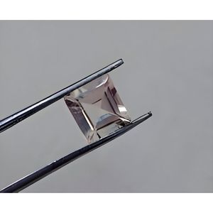 พลอยทัวร์มาลีนสีชมพูธรรมชาติคุณภาพสูงสำหรับนักสะสมอัญมณีและผู้ที่ชื่นชอบคริสตัล - Product Image 1