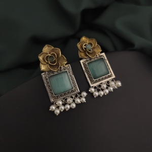 Best Selling High Grade <b>Silver</b> Two-Tone Rose <b>Stud</b> Earrings Geometric Pattern-Direct From Indian Supplier - Product Image 2