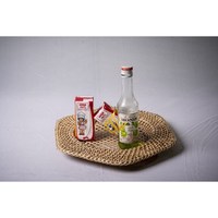 Produsen pelat pengisi daya rotan pengisi daya makanan anyaman tangan produk grosir berlapis alas bambu Dekorasi peralatan makan pernikahan