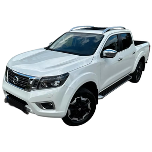 Camioneta Usada de Doble Cabina 2023, Motor de Gasolina de 4L, Transmisión Automática Pro 4X, Volante a la Izquierda, Interior de Cuero Oscuro, Euro VI - Product Image 1