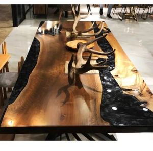 Nouveau design de dessus de table en bois de noix décorative avec résine époxy noire dessus de table de salle à manger sur mesure à vendre - Product Image 1