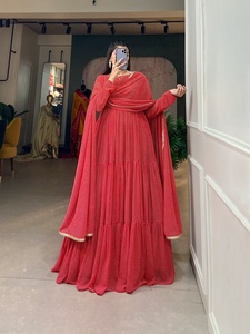 ชุดเดรสยาวแบบอินเดียสำหรับผู้หญิง ผ้าจอร์เจตต์เนื้อหนา ทรงอนาร์กาลี พร้อมฟองน้ำเสริมในตัว แขนเสื้อแบบพิเศษ ผ้าคลุมไหล่แห้งเร็ว ชุดแฟชั่นทันสมัย - Product Image 4