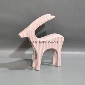 Estatuilla de reno de Navidad Rosa rubor al por mayor de fábrica con textura acanalada única y forma elegante para exhibición de decoración festiva - Product Image 4