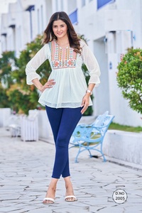 Top à manches longues en Georgette pour femmes pour le bureau et vêtements décontractés de la part d'un fournisseur indien au prix d'exportation - Product Image 6