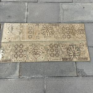 1.4x3 ft Rug, Vintage Turkish Rug, <b>Brown</b> Gray Patchwork Rug - Product Image 3