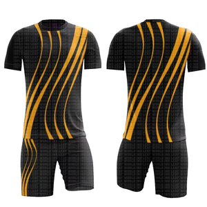 Tenue de football sur mesure 2026 avec impression par sublimation, maillot de football respirant à manches courtes - Product Image 1