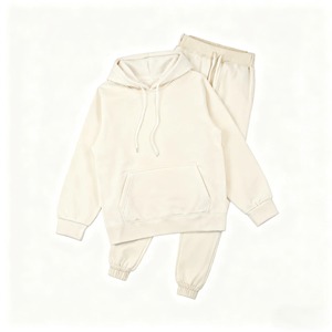 Conjuntos de Jersey de invierno de moda para hombres Nueva Sudadera con capucha roja Pantalones de marca negros Traje de Jogger informal Chándal Sudadera Mujer - Product Image 1