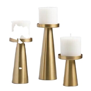 Soporte dorado elegante para velas con diseño grande, elegante, elegante, para bodas y fiestas, candelabro moderno, Juego de 3 - Product Image 1