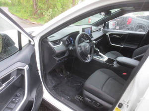 Voiture d'occasion de qualité abordable, Toyota RAV4 2022, conduite à gauche - Product Image 2