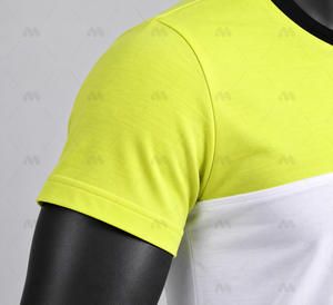 Camiseta de Manga Corta para Hombre, Cuello Redondo, Corte Regular, Transpirable, Tejido de Punto, 100% Poliéster, Casual, Blanca y Amarilla - Product Image 3