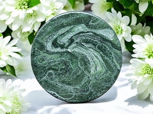 Tabla de cortar River de resina con bandeja de madera para servir y picar de primera calidad - Product Image 5