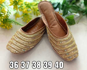 Handicraft Leather Punjabi <b>Jutti</b> Women Stylish Designer Mules Stylish Leather <b>Jutti</b> - Product Image 5