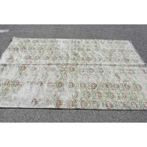 Alfombra Turca Vintage de 5.2x8.1 pies, Alfombra Grande Ecológica de Lana con Parches Verdes y Marrones y Base de Látex - Product Image 3