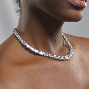 สร้อยคอแฟชั่นสำหรับผู้หญิงประดับเพชรรูปวงรีสีทองสีขาวล้วน18K ประดับเพชรสำหรับปลูกในห้องปฏิบัติการ - Product Image 5