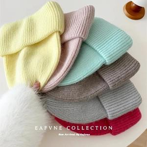 Gorro de Invierno Negro Sólido para Mujer, Gorro de Punto Suave con Puño Cortavientos para Uso Diario Informal y Fiestas, Deportes al Aire Libre - Product Image 4