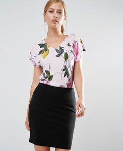 Wholesale Women's Premium Cotton Graphic T Shirt Casual Fitted Supplier Custom Embroidery Logo - Product Image 1