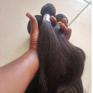 Cheveux humains indiens 100% naturels, bruts et vierges, à cuticules alignées, style personnalisé, longue ondulation, double trame machine, trame plate - Product Image 1