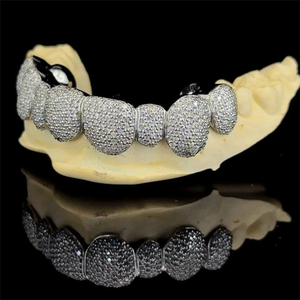 Trending 14kt White Gold Grillz Set Custom VVS Moissanite Diamond Iced Out Top and Bottom Teeth Hip Hop Jewelry para bodas - Product Image 4