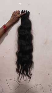 Extensions de cheveux indiennes 100% non transformées naturelles Deep Wave pour les femmes Raw Bundle Alignement des cuticules Couleur noire naturelle Style Yaki - Product Image 4