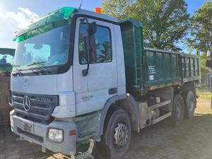 Nuevo/USADO Camión Volquete MERCEDES BENZ ACTROS 3336 con Cámara Trasera de 360°, Capacidad de Carga de 31-40T, Emisión Euro 6, Diésel Dongfeng, Automático - Product Image 3