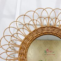 Miroirs ronds bohèmes en polyrotin faits à la main avec cadres, couleur et taille personnalisables pour la décoration murale du salon