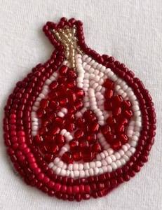 Collar de Cuentas de Resina con Dije de Pez Chapado en Oro para Mujer, Joyería para Bodas, Fiestas y Compromisos, Venta al por Mayor - Product Image 3