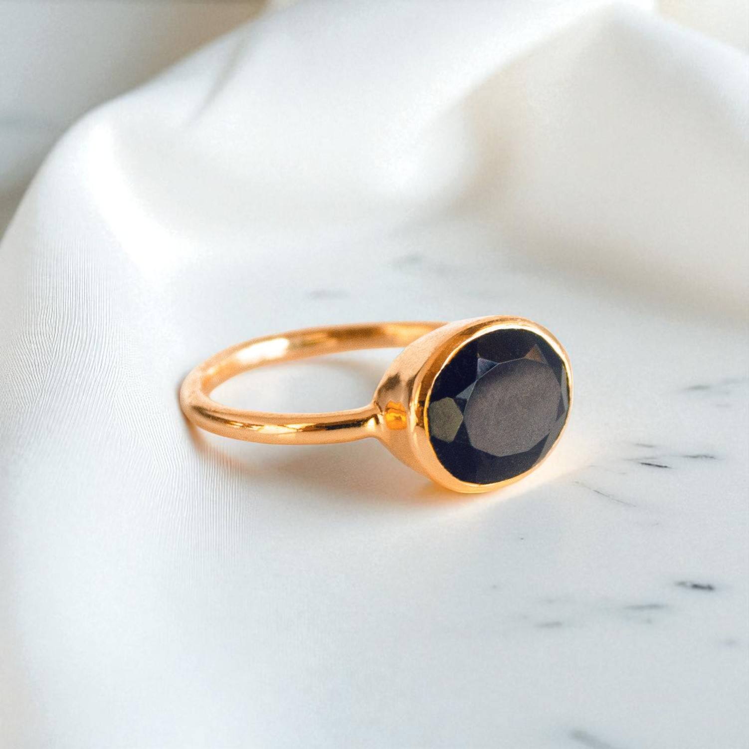 โอนิกซ์สีดำกุหลาบทอง