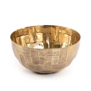 Tazón de chocolate metálico brillante y decorativo, perfecto para servir en fiestas, regalar o exhibir en estantes con temática vintage. - Product Image 5