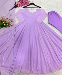 Modest Glamour: Abaya pour femmes robe musulmane Dubaï-infusez votre garde-robe avec des Abayas modestes et élégantes pour un mélange d'élégance VÊTEMENTS - Product Image 4