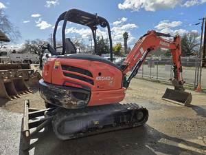 Mini-excavatrice Kubota KX040-4 2020 : Puissance fiable et performance de précision - Product Image 2