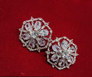 Juego de pendientes de diamantes americanos de latón Premiume, joyería nupcial elegante para bodas, aniversarios, compromisos, regalo perfecto para - Product Image 1