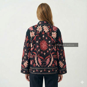 Manteau court ethnique vintage en velours noir, style bohème, brodé à la main, motif floral, écologique, luxe pour femmes, hiver - Product Image 2