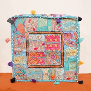 Cojines de suelo bohemios Funda de cojín decorativa Sari Patchwork Cojín - Product Image 1