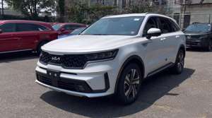 Modèle le mieux noté 2023 K I A SORENTO HYBRID SX PRESTIGE - Product Image 2