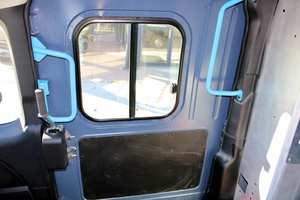 Siap Ekspor 2024 Mobil Van Pengantar Barang Bekas R A M ProMaster EV 3500 Super High Roof 159-in. WB Ext Low Mileage - Product Image 3