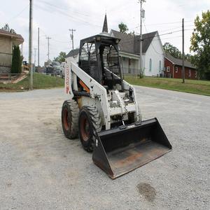 Achetez des chargeurs sur chenilles Bobcats, des chargeurs frontaux, des chargeurs à direction déportée, des machines robustes de qualité supérieure pour la construction et l'exploitation minière, livraison rapide. - Product Image 6