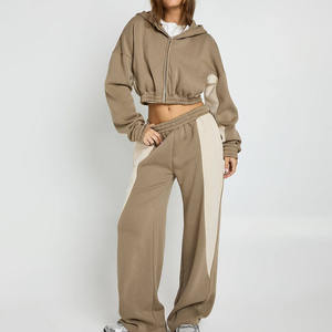 Conjunto de chándal con capucha y panel de contraste de 2 piezas para mujer de color caqui de alta demanda Conjunto de chándal de 2 piezas con capucha y pantalones de chándal - Product Image 1