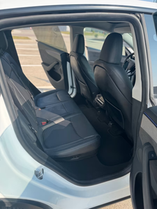 USADO 2025 Tesla Model Y Potencia-217kW (295hp) Combustible-Eléctrico Capacidad de Batería-82kWh Eje-2 Transmisión Automática Volante a la Izquierda - Product Image 2