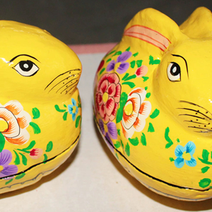 Boîtes en forme de lapin en papier mâché cachemire de haute qualité parfait souvenir de décoration de maison de Pâques - Product Image 1